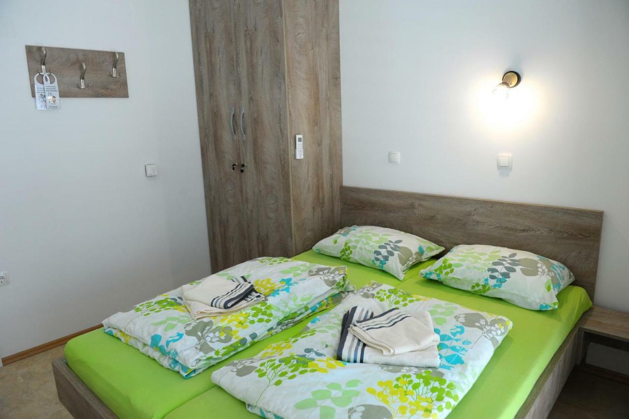 Hostel Ormoz Esterno foto